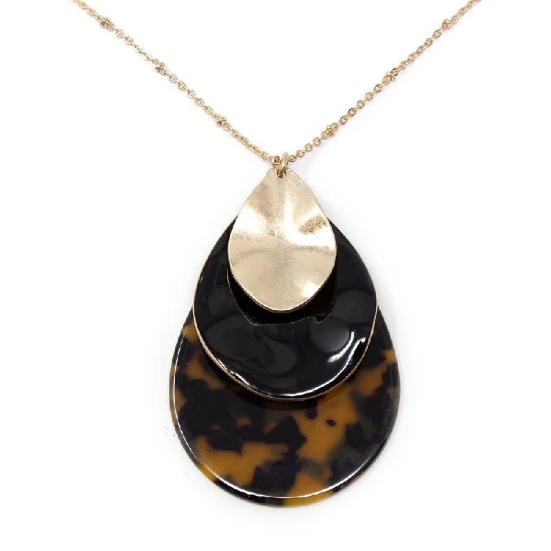 Tortoise/Hammered Teardrop Pendant Long Necklace Gold Tone