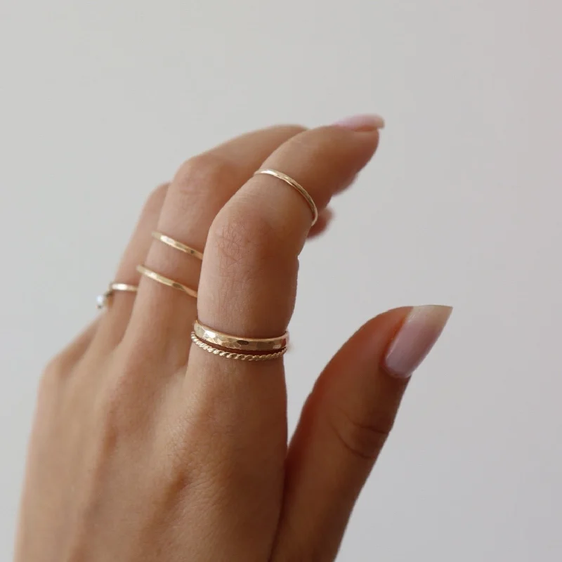 Minimal Midi Ring