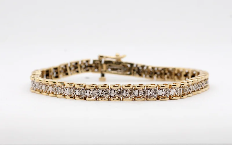 Estate 14KY .50 Cttw Diamond Illusion Set Bracelet