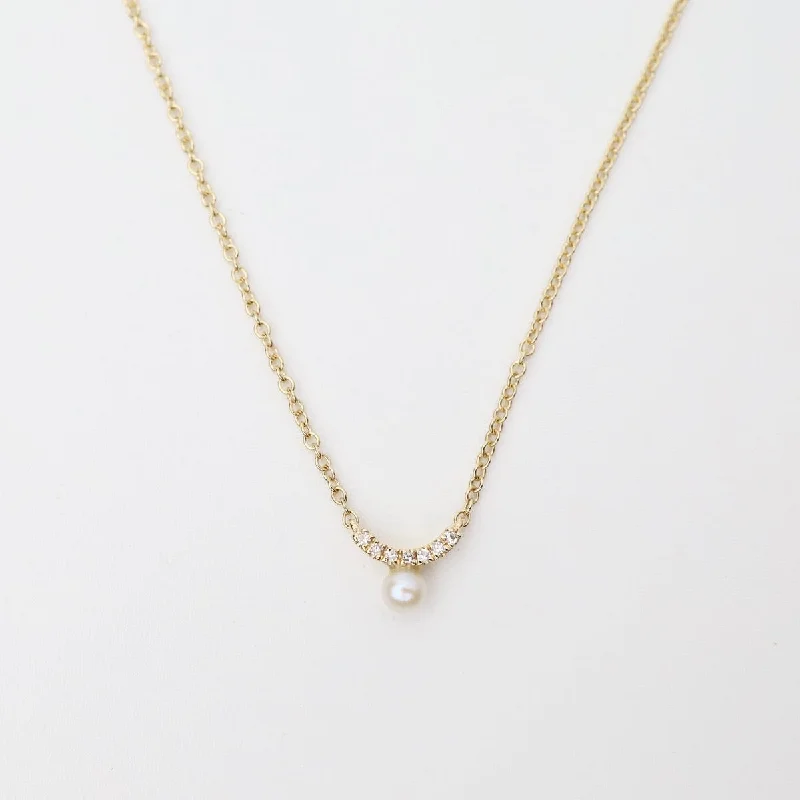 Mini Curve Diamond Bar with Pearl Necklace